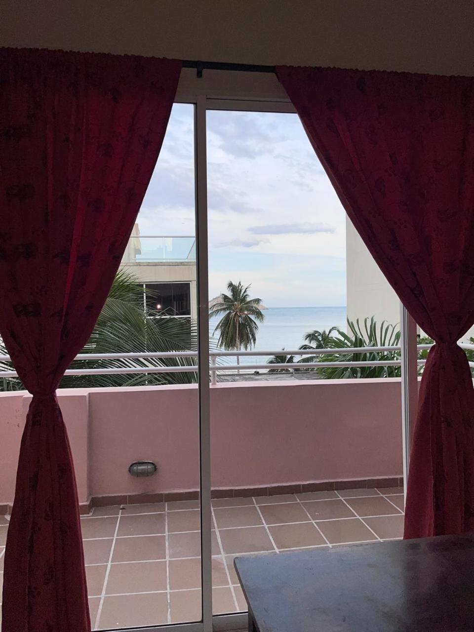 Hotel Bahia Plaza Santa Marta  Exterior photo
