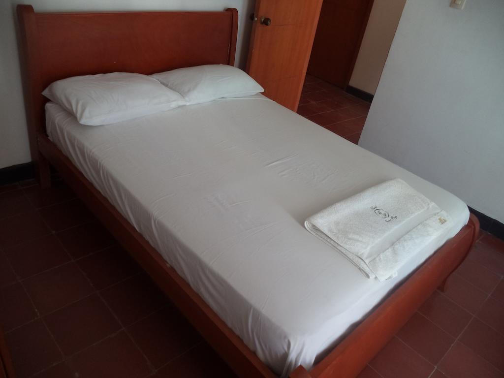Hotel Bahia Plaza Santa Marta  Exterior photo